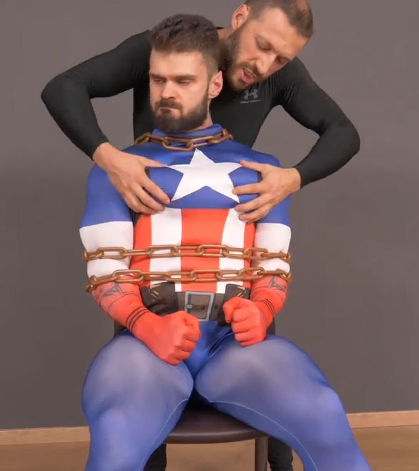 Flex4me – Bodybuilder Iron Muscles - Cpt. America is trapped